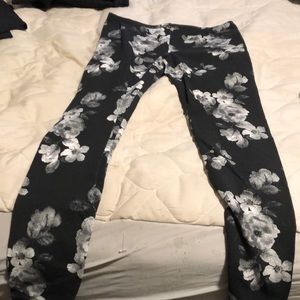 Flower leggings